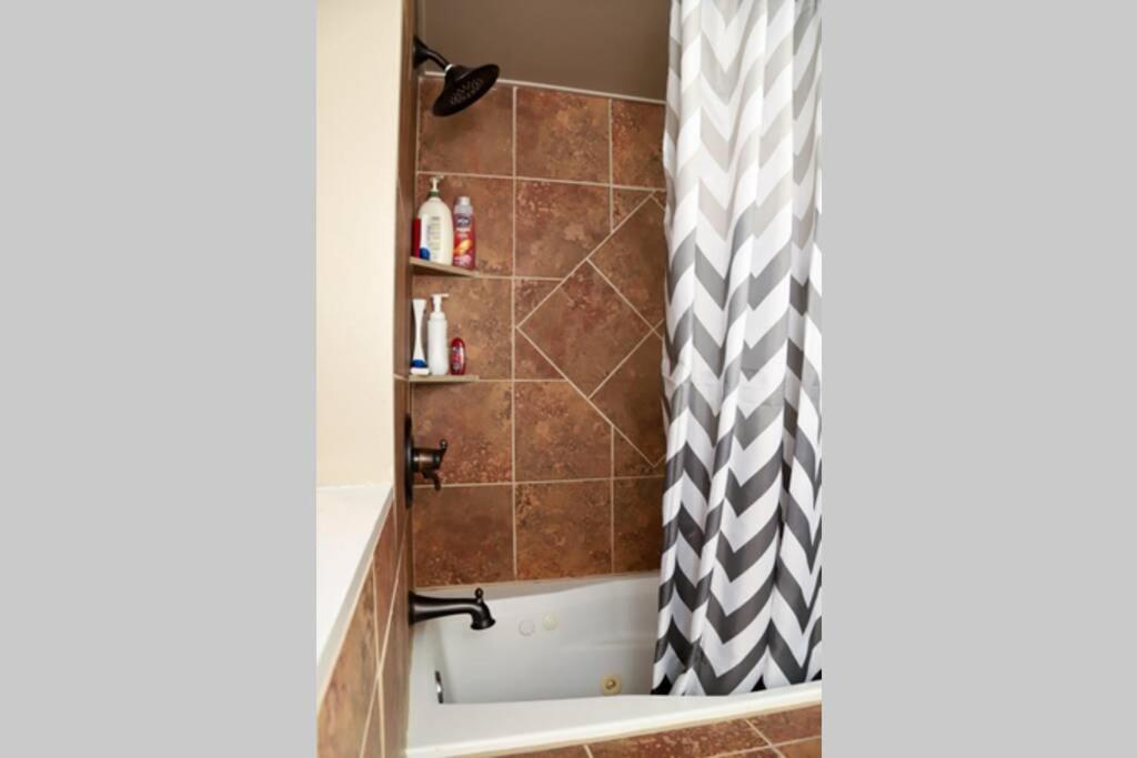 קולורדו ספרינגס Charming Remodeled Golf Course Area Home מראה חיצוני תמונה
