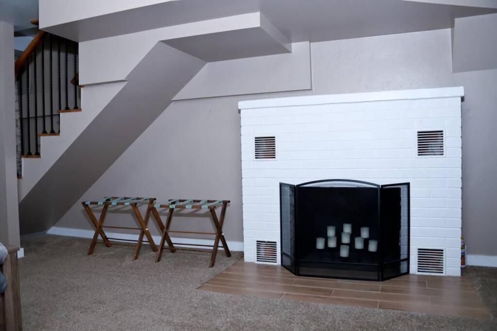 קולורדו ספרינגס Charming Remodeled Golf Course Area Home מראה חיצוני תמונה